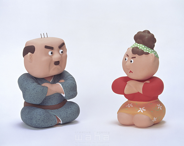 粘土 クラフト 立体 男性 女性 夫婦 喧嘩 父 母 座る 日本 お父さん イラスト作品紹介 イラスト 写真のストックフォトwaha ワーハ カンプデータは無料