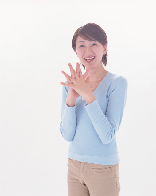 人物 日本人 女性 代 30代 白バック 正面 上半身 スタジオ 白バック ポーズ 驚く 喜ぶ 指を組む 手をあわせる お願い フォト作品紹介 イラスト 写真のストックフォトwaha ワーハ