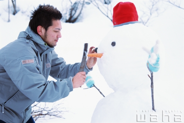 イラスト＆写真のストックフォトwaha（ワーハ）　人物、日本人、冬、若者、レジャー、季節、四季、ゆき、雪　pxg-0092a-data